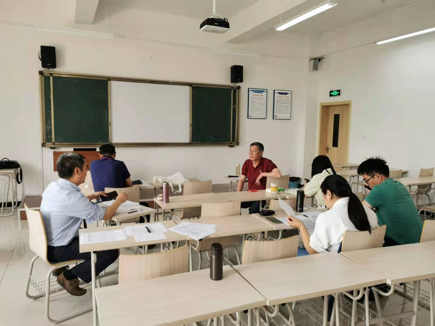 信息与智能工程学院开展修订各专业人才培养方案研讨