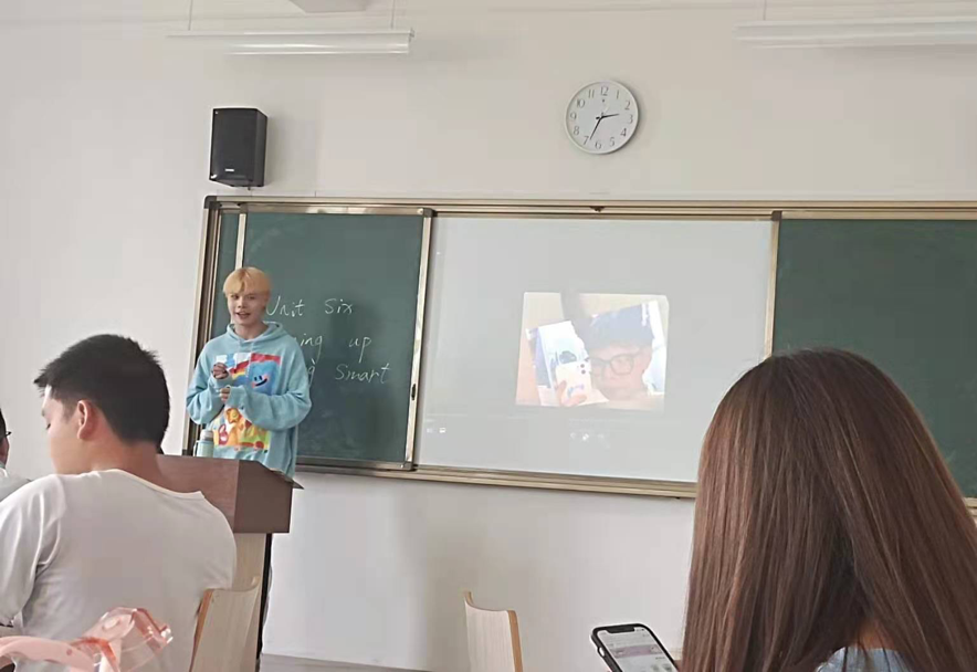 英语 — 丰富课堂 育人为先